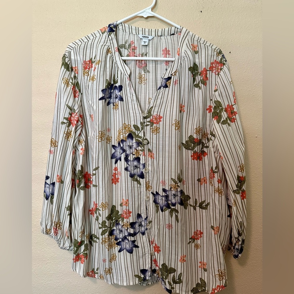 Sonoma Long Sleeve Floral Button Down Top